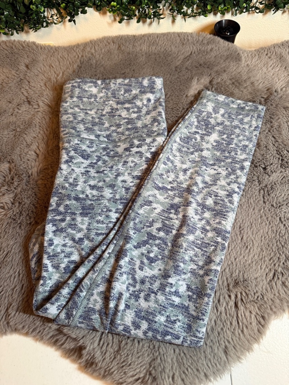 Athleta High Rise Textured Leggings size SP